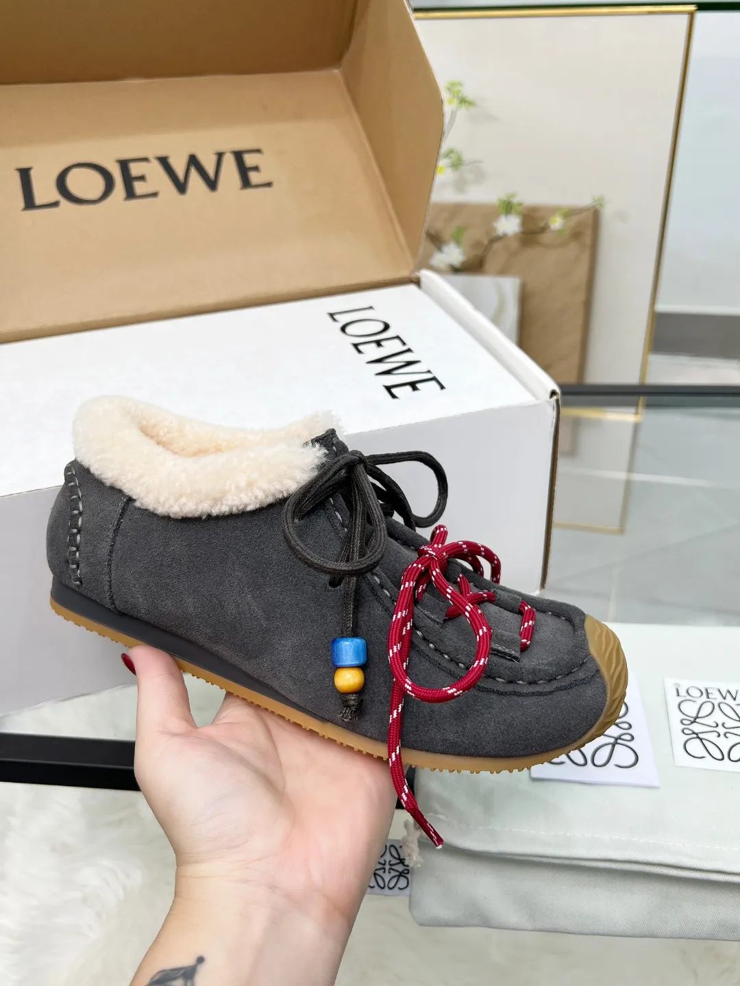 👟👟Ex-factory price 480👟👟 2025 autumn and winter Maoli new model, the same style as Wang Yibo! Kangaroo shoes, couple style Loewe Ballet Runner 2.0 sneakers, moral training shoes, new color matching retro series running shoes, standard size: 35–40